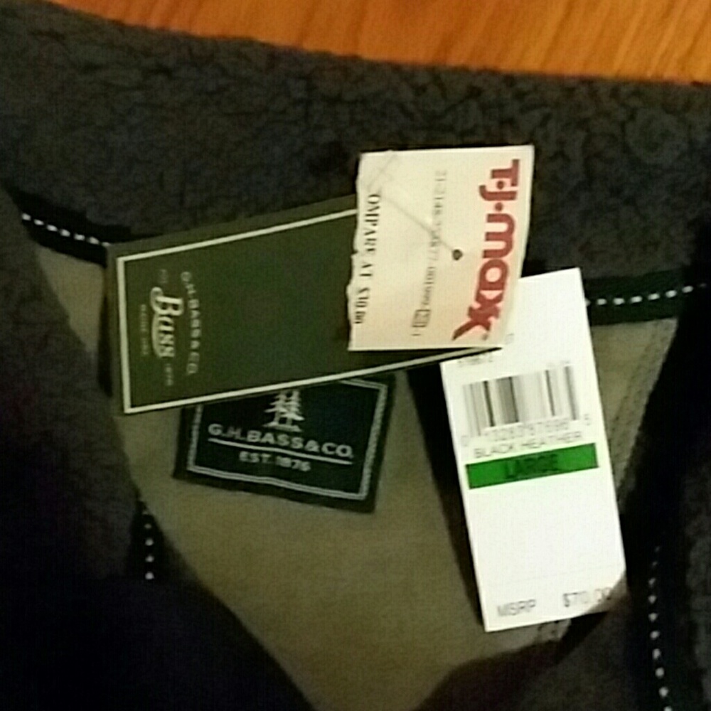 Sweatshirt - Picture 2 of 2